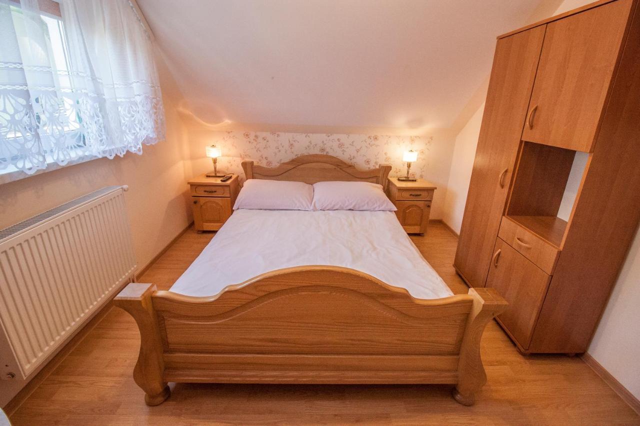 Bieszczadzkie Wzgorze Apartment Myczkow Ngoại thất bức ảnh